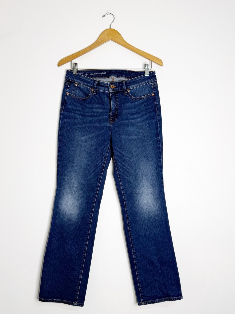 Talbots Flawless High Rise Barely Boot Jeans Size 6P Dark Wash Stretch